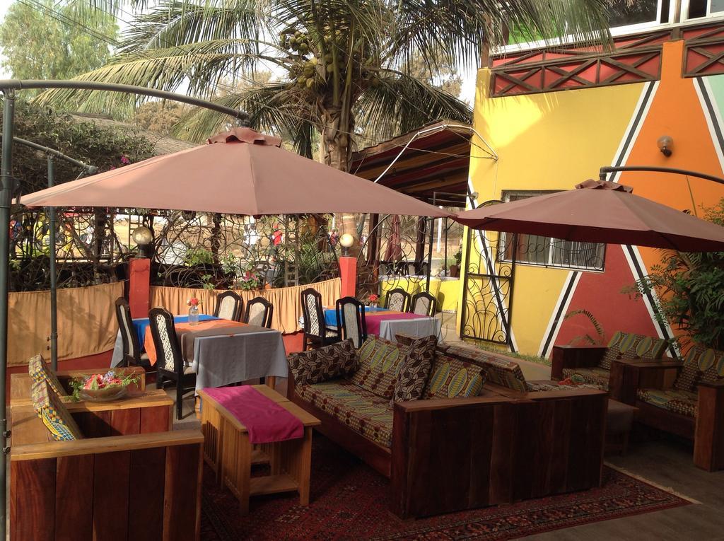 Calabash Apartment-Hotel Kotu Exterior foto